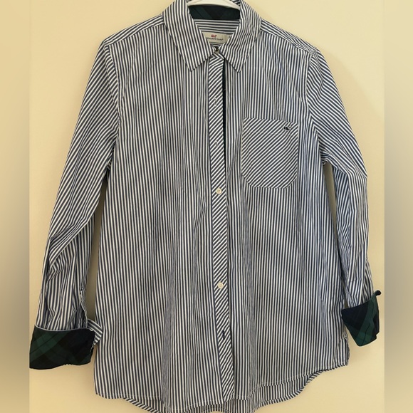 Vineyard Vines button down with plaid detail - Picture 1 of 6